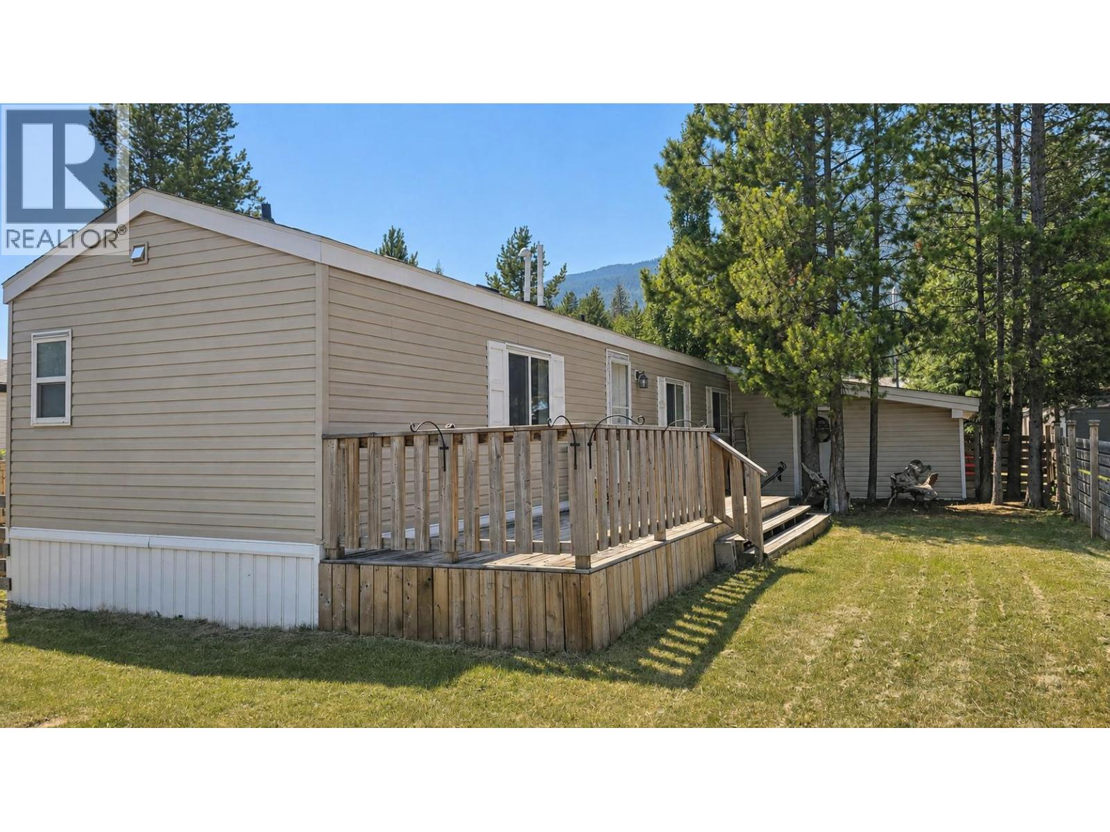 45 Dawson Crescent, Elkford, British Columbia  V0B 1H0 - Photo 23 - 10396377