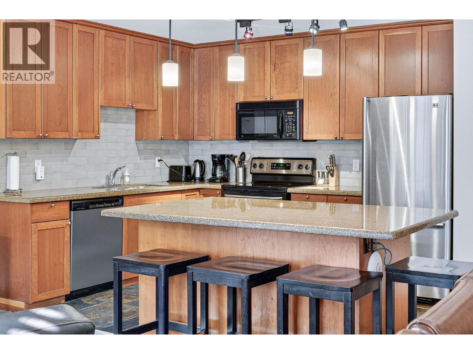 43 Rivermount Place Unit# 104d, Fernie, British Columbia  V0B 1M7 - Photo 18 - 10377317