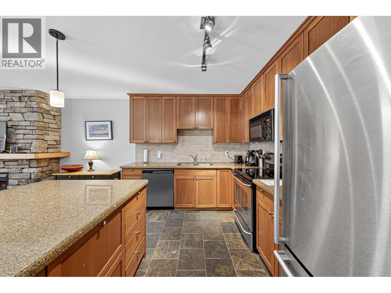 43 Rivermount Place Unit# 104d, Fernie, British Columbia  V0B 1M7 - Photo 38 - 10377317