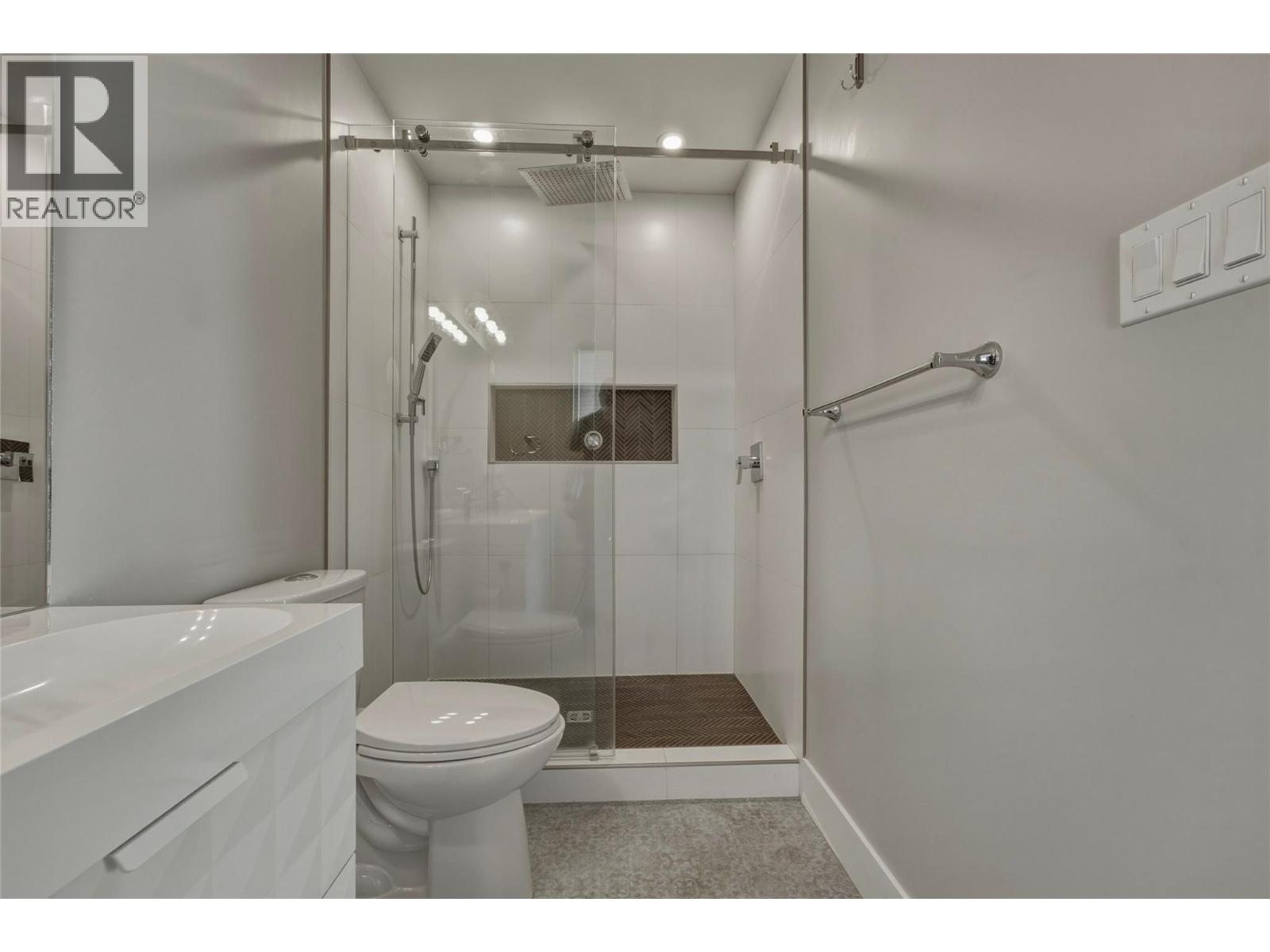 1804 46 Avenue Unit# 2, Vernon, British Columbia  V1T 3P5 - Photo 22 - 10396691