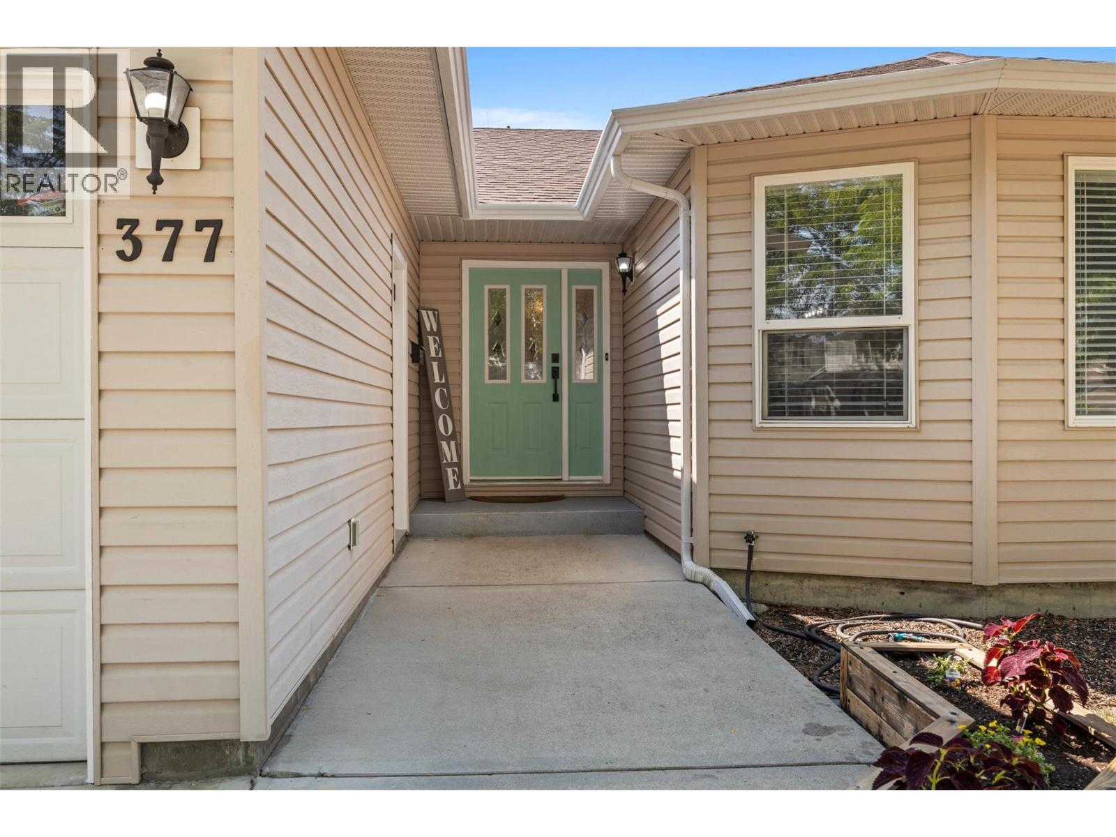 377 Sumac Road E, Kelowna, British Columbia  V1X 7N5 - Photo 3 - 10395175