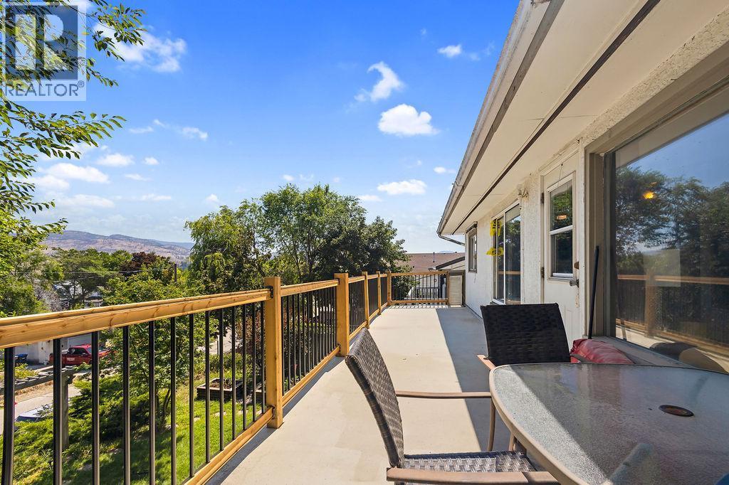 6280 Okanagan Street, Oliver, British Columbia  V0H 1T0 - Photo 4 - 10396695