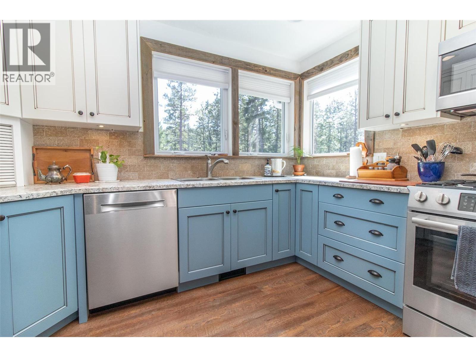 2508 Harvard Road, Kelowna, British Columbia  V1W 4C2 - Photo 10 - 10396694
