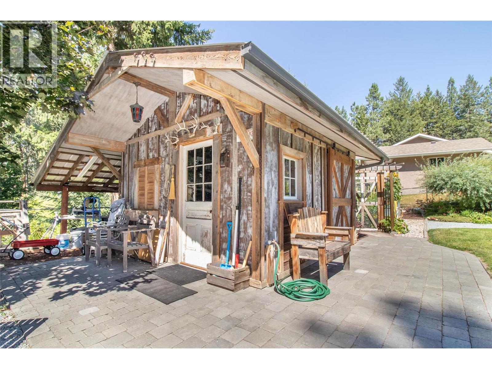 2508 Harvard Road, Kelowna, British Columbia  V1W 4C2 - Photo 36 - 10396694