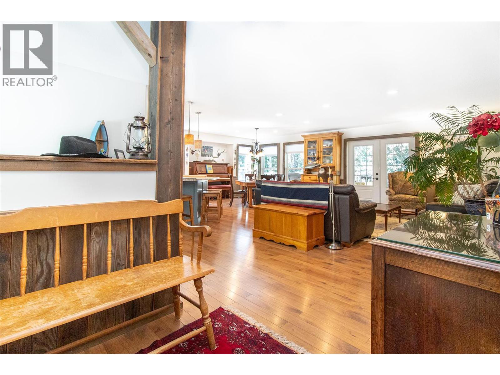 2508 Harvard Road, Kelowna, British Columbia  V1W 4C2 - Photo 4 - 10396694