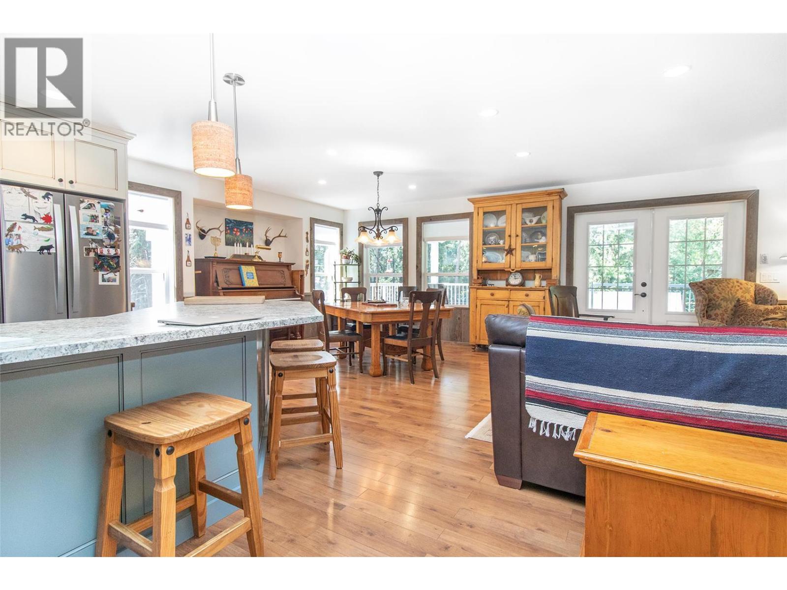 2508 Harvard Road, Kelowna, British Columbia  V1W 4C2 - Photo 6 - 10396694