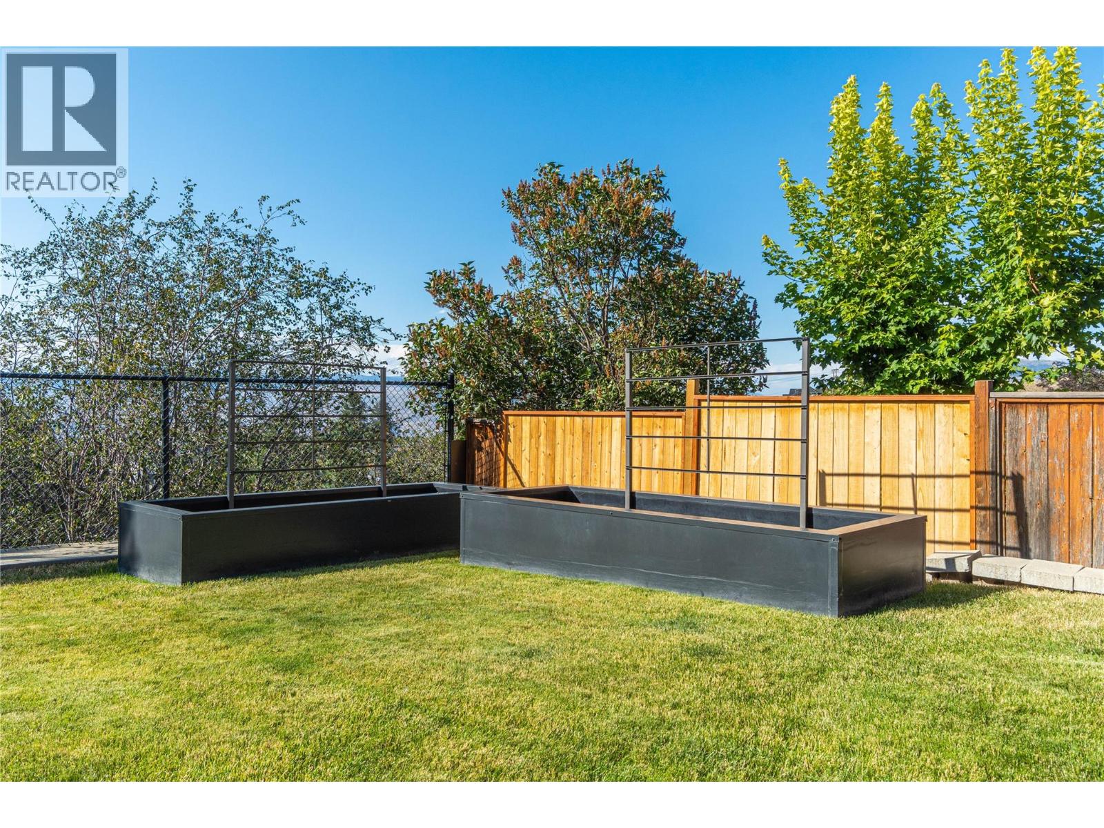 1872 Tolima Court, Kamloops, British Columbia  V2E 0B1 - Photo 42 - 10396696