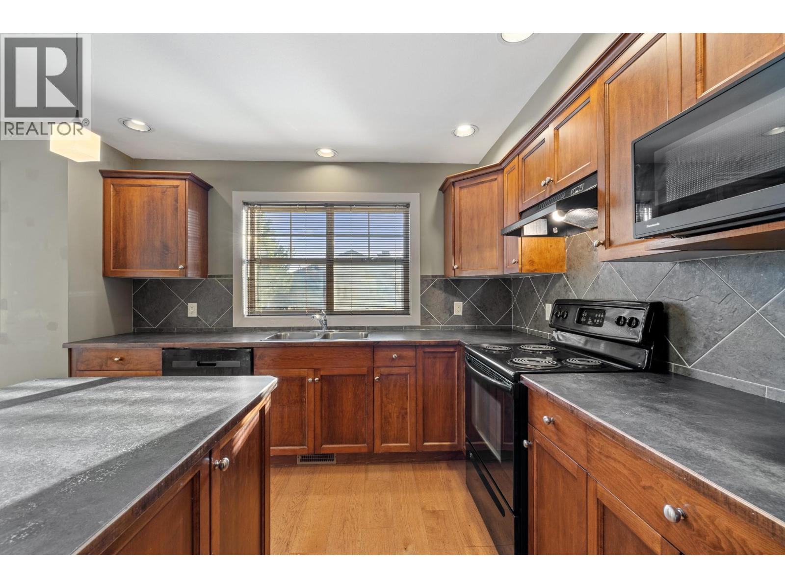 146 Mccurdy Road Unit# 2, Kelowna, British Columbia  V1X 8B1 - Photo 4 - 10396096