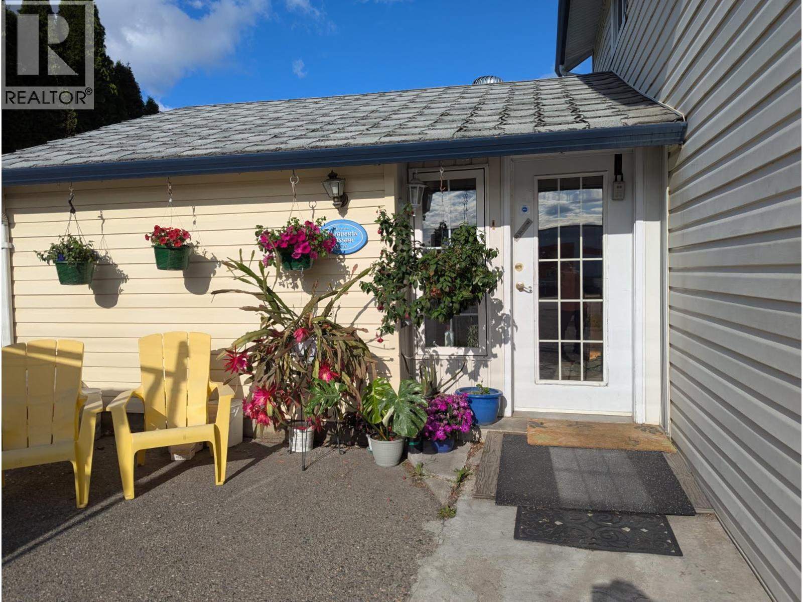 3570 Old Okanagan Highway, West Kelowna, British Columbia  V4T 1P3 - Photo 1 - 10395417