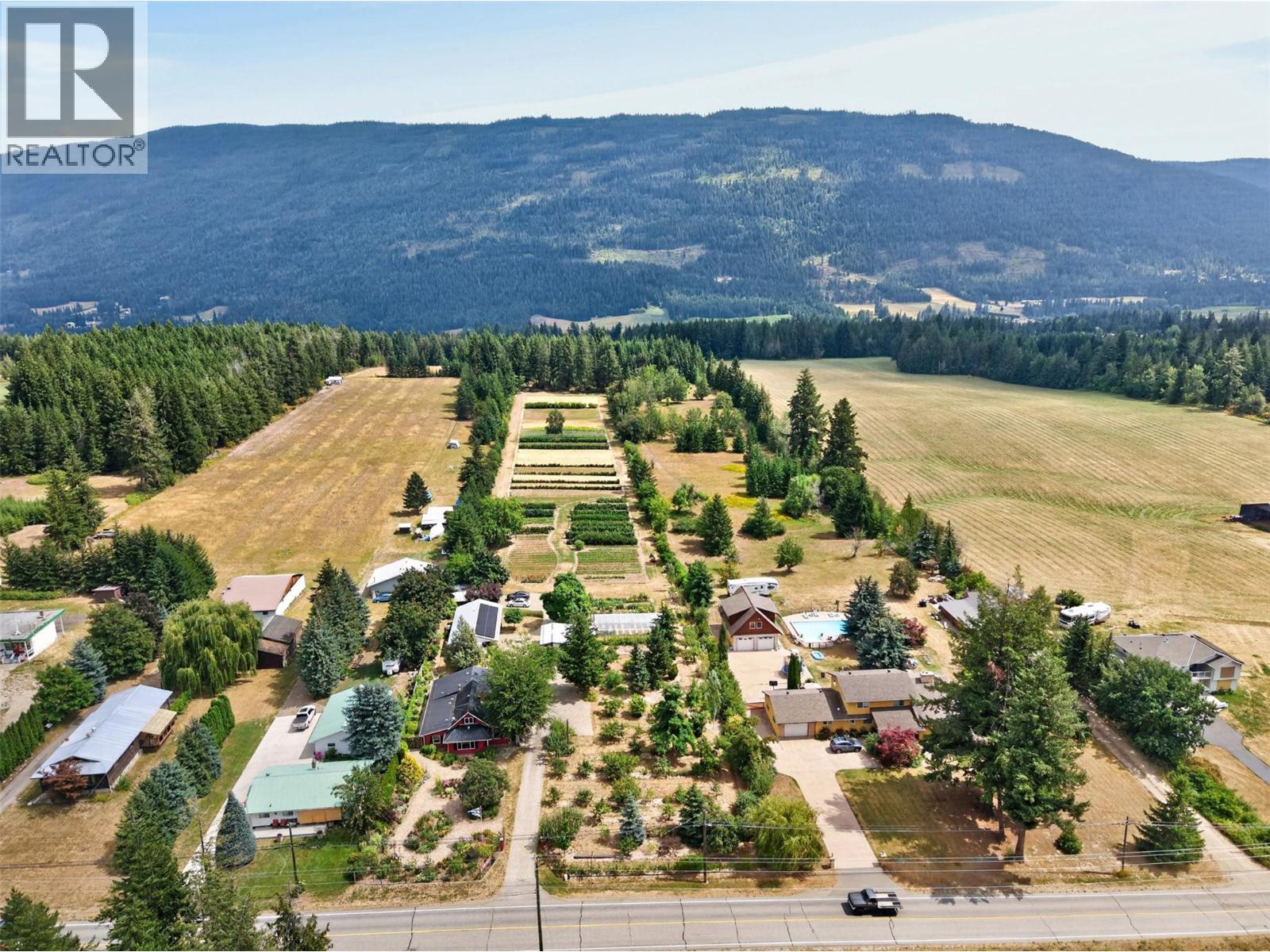 4360 30 Street Ne, Salmon Arm, British Columbia  V1E 2A3 - Photo 46 - 10396680