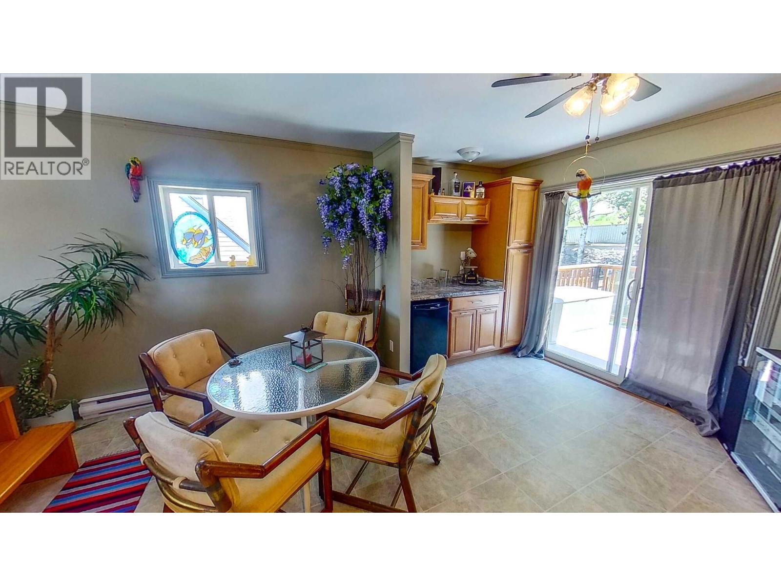 8408 Richardson Crescent, Canal Flats, British Columbia  V0B 1B0 - Photo 8 - 10396659