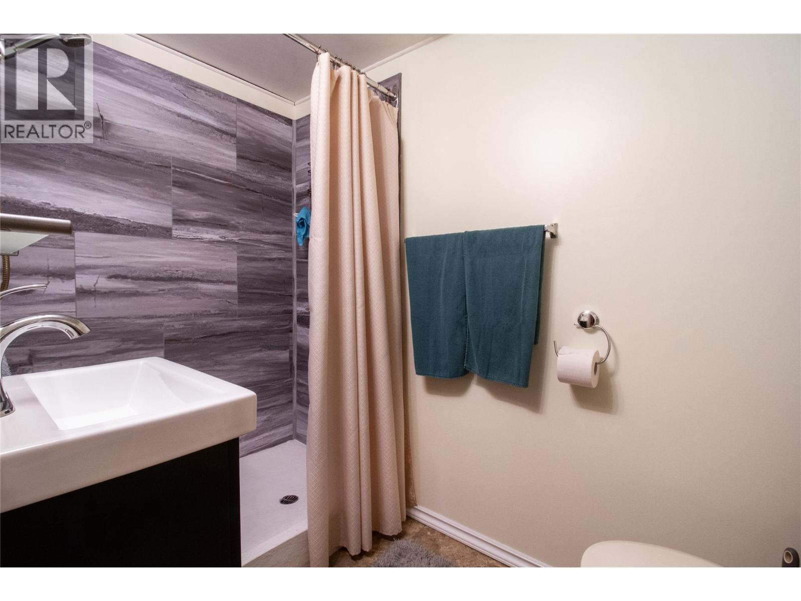 2032 Laforme Boulevard, Revelstoke, British Columbia  V0E 2S0 - Photo 27 - 10396597