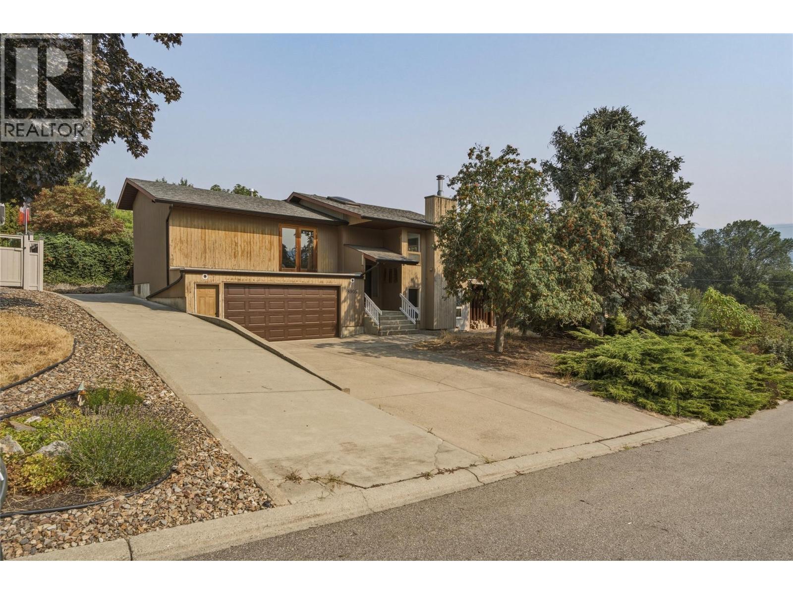 8905 Russet Drive, Vernon, British Columbia  V1B 2B7 - Photo 1 - 10396513