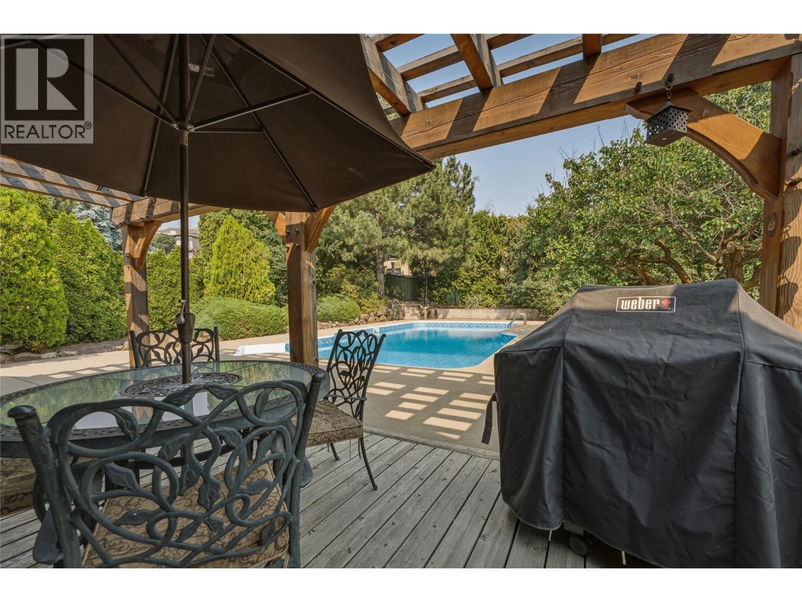 8905 Russet Drive, Vernon, British Columbia  V1B 2B7 - Photo 41 - 10396513