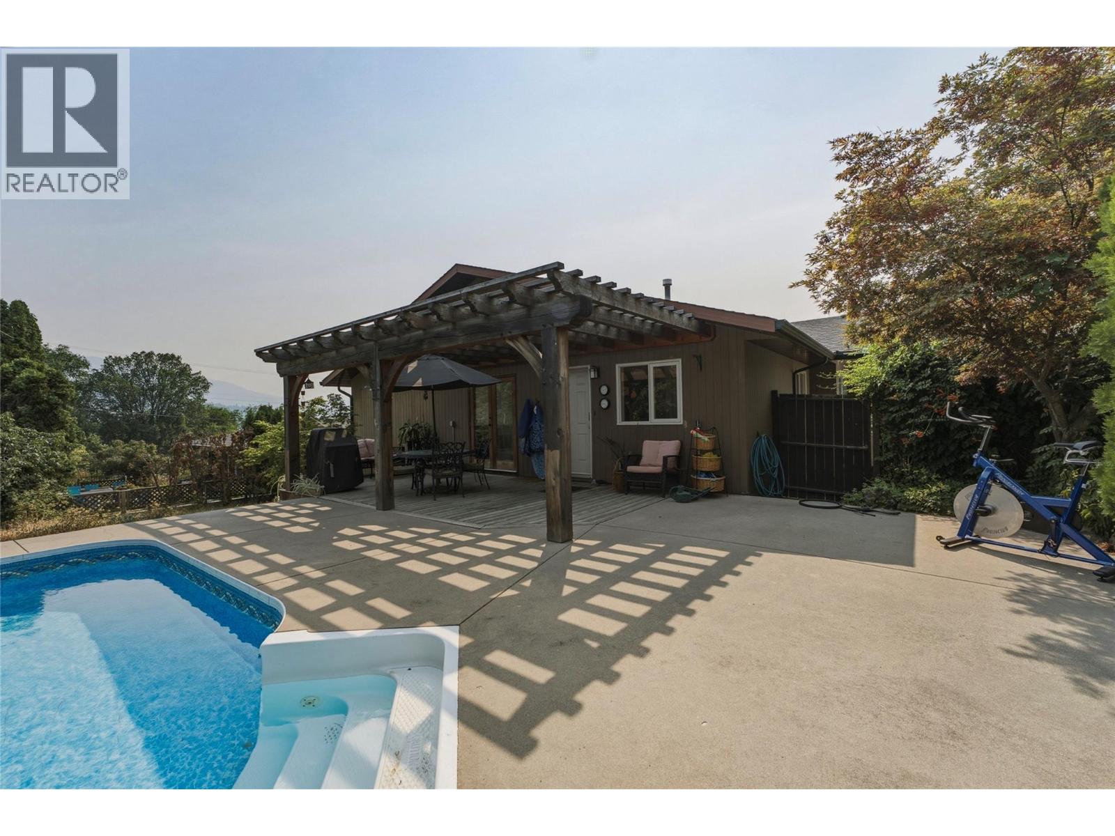 8905 Russet Drive, Vernon, British Columbia  V1B 2B7 - Photo 46 - 10396513