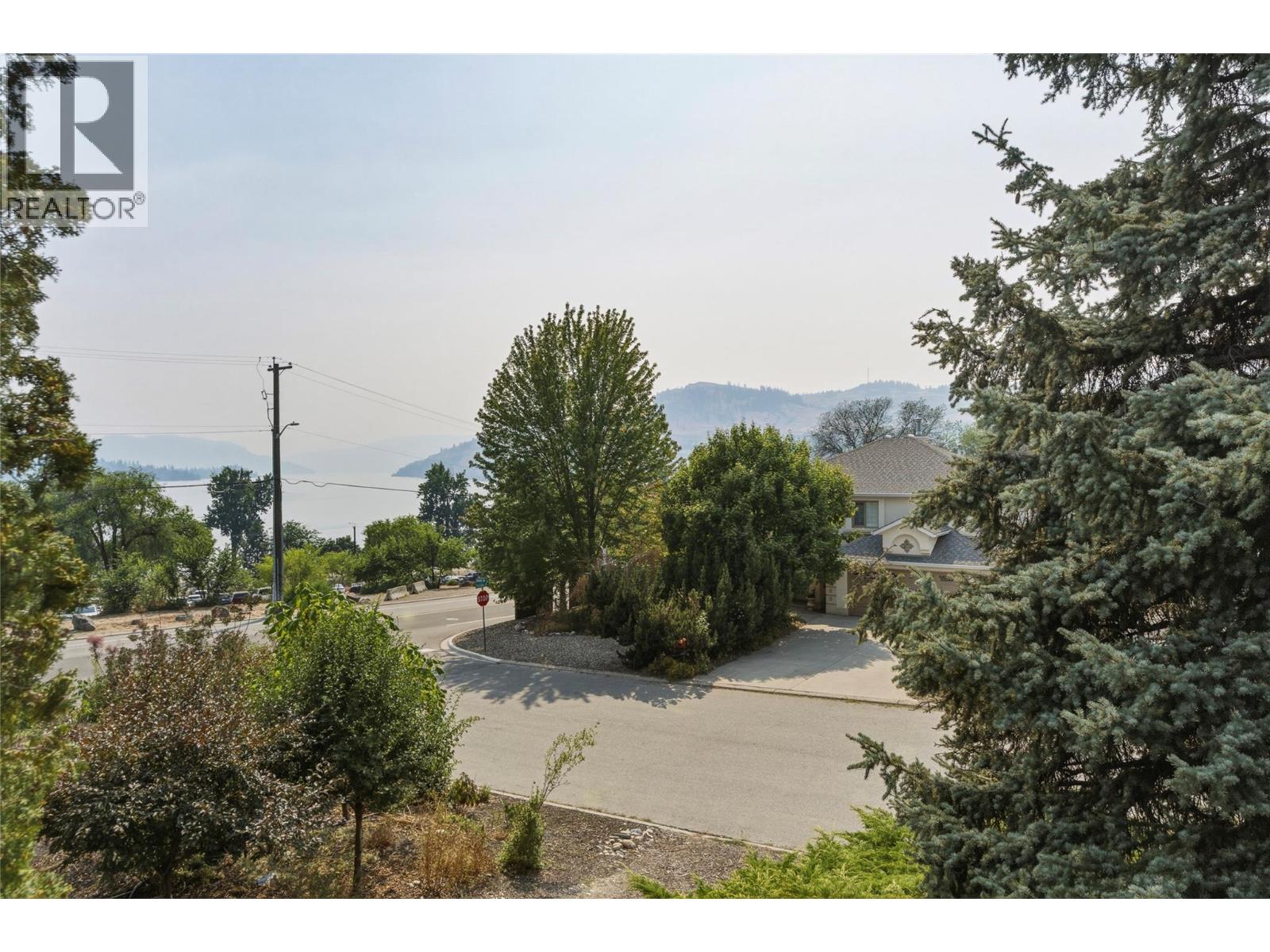 8905 Russet Drive, Vernon, British Columbia  V1B 2B7 - Photo 50 - 10396513