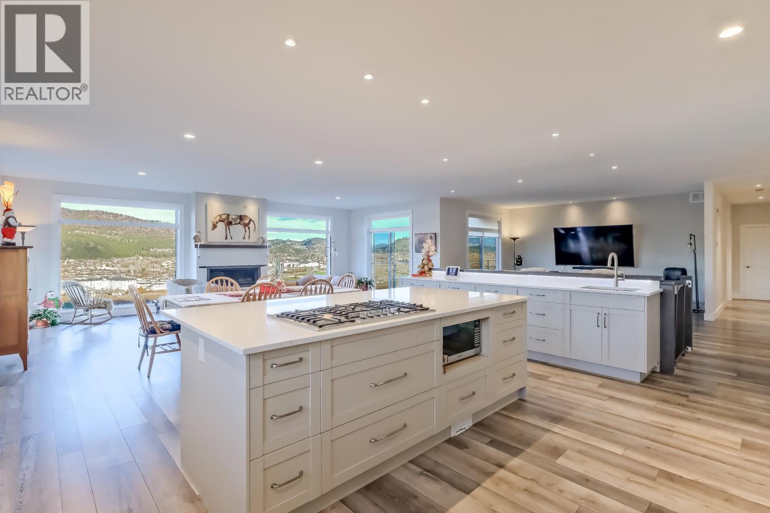 2241 Rojem Road, Kelowna, British Columbia  V1V 2G3 - Photo 12 - 10396271