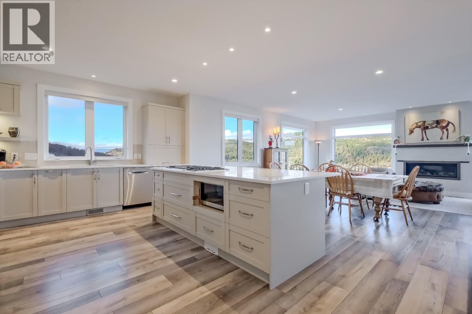 2241 Rojem Road, Kelowna, British Columbia  V1V 2G3 - Photo 13 - 10396271
