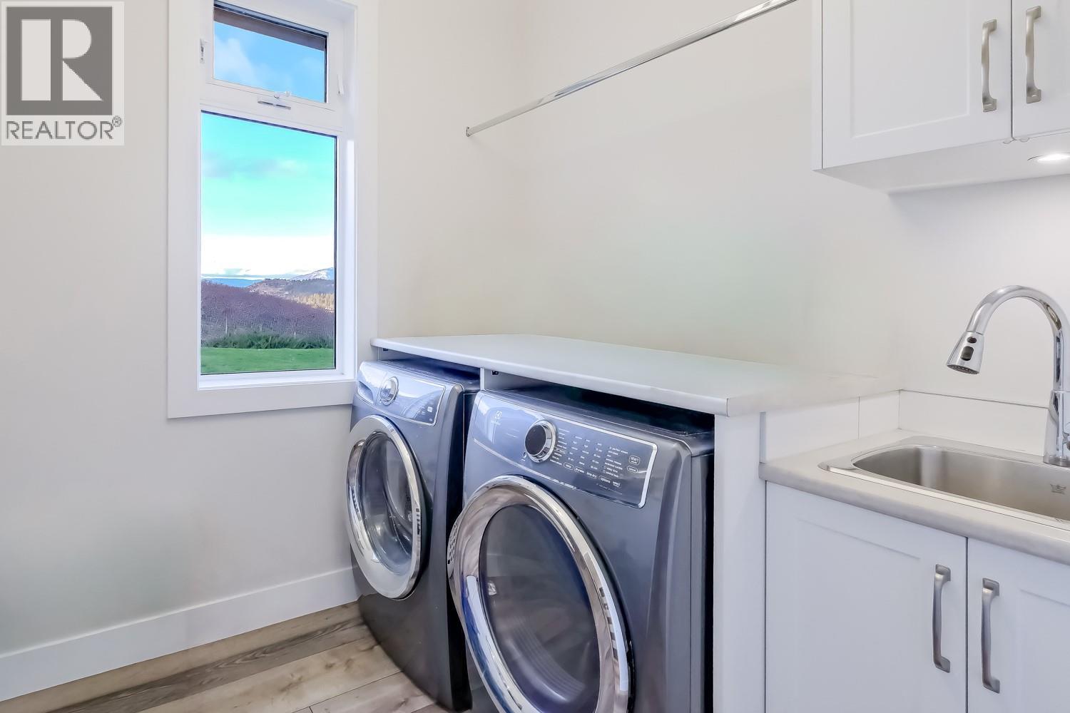 2241 Rojem Road, Kelowna, British Columbia  V1V 2G3 - Photo 31 - 10396271