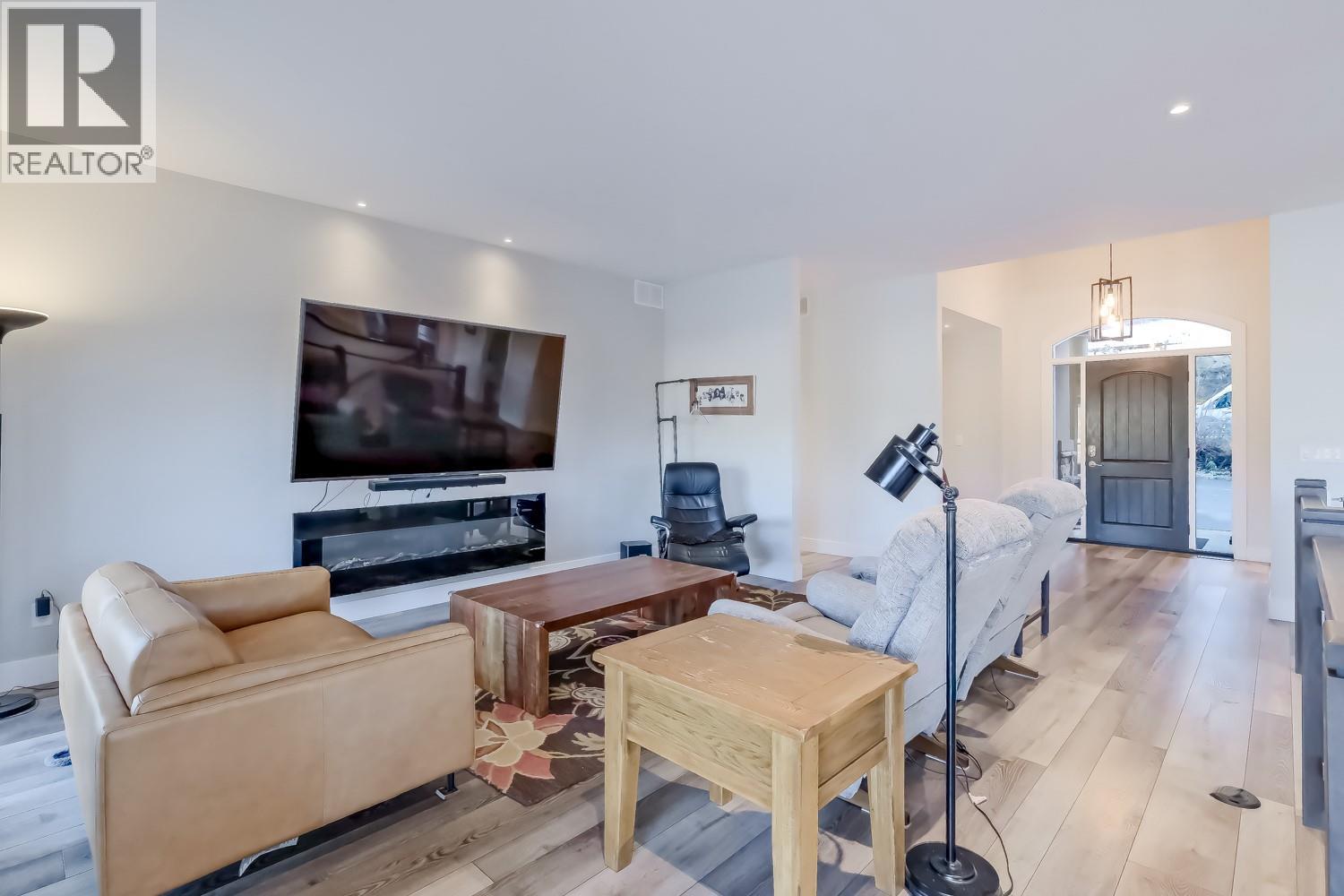2241 Rojem Road, Kelowna, British Columbia  V1V 2G3 - Photo 33 - 10396271