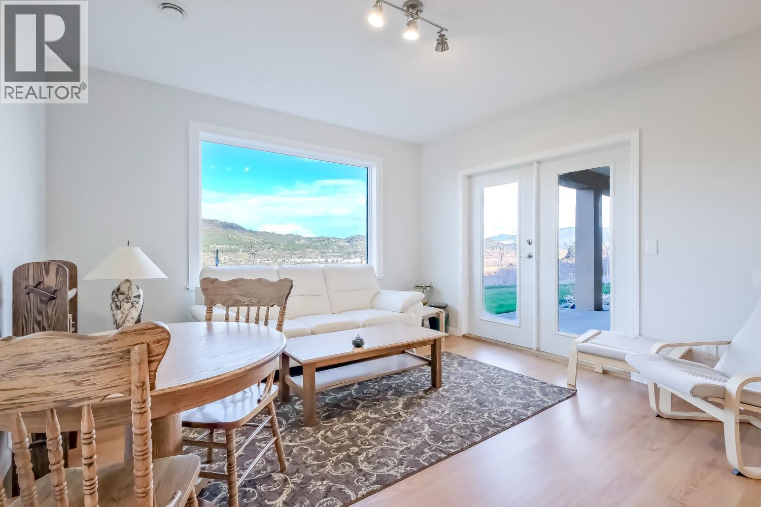 2241 Rojem Road, Kelowna, British Columbia  V1V 2G3 - Photo 39 - 10396271