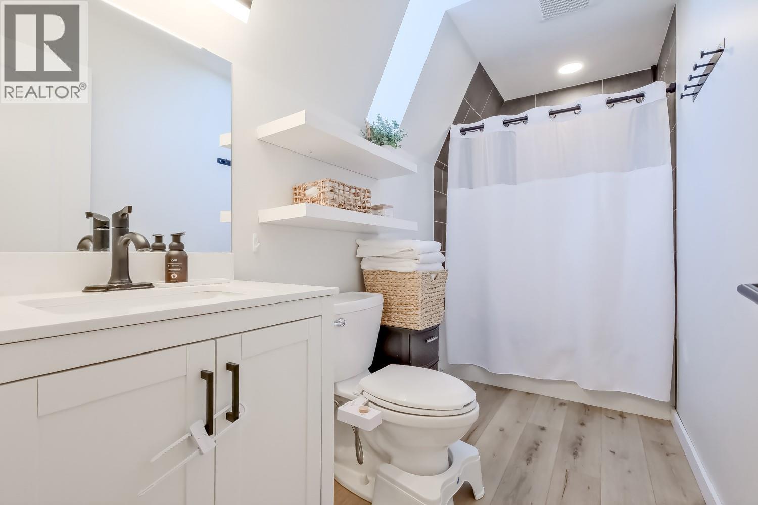 2241 Rojem Road, Kelowna, British Columbia  V1V 2G3 - Photo 63 - 10396271