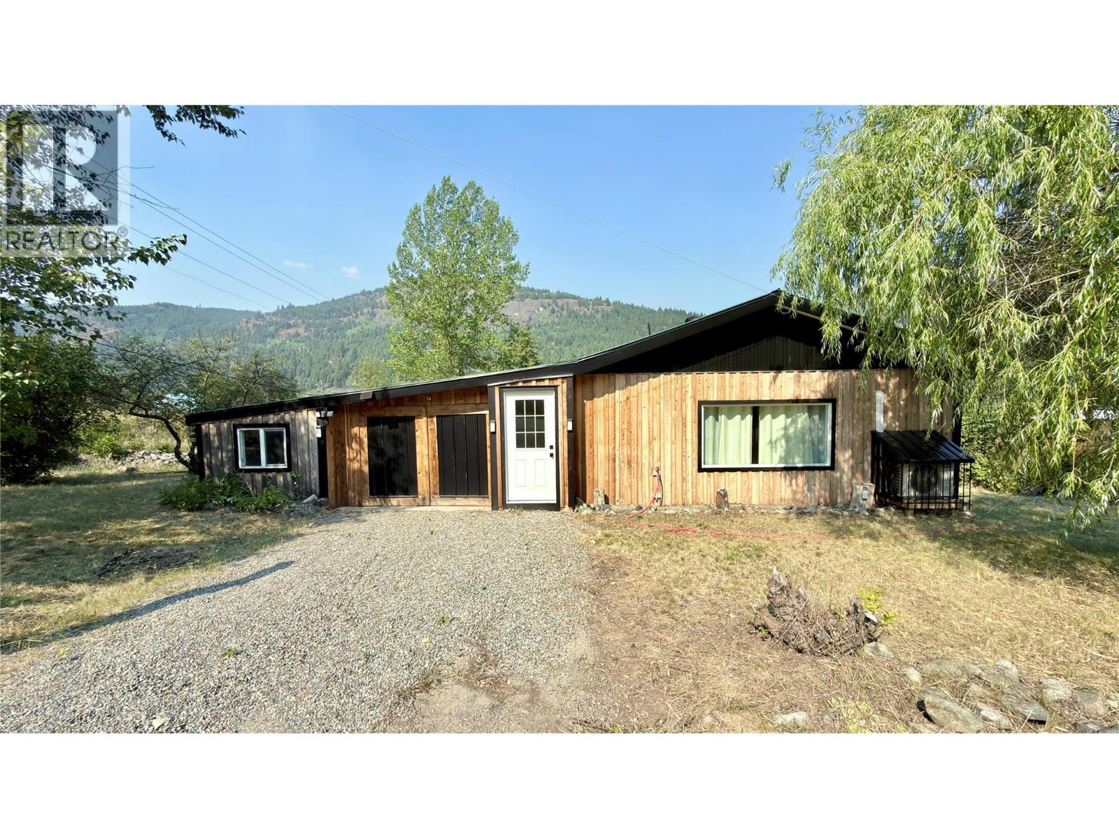 425 Everette Avenue, Greenwood, British Columbia  V0H 1J0 - Photo 1 - 10396725