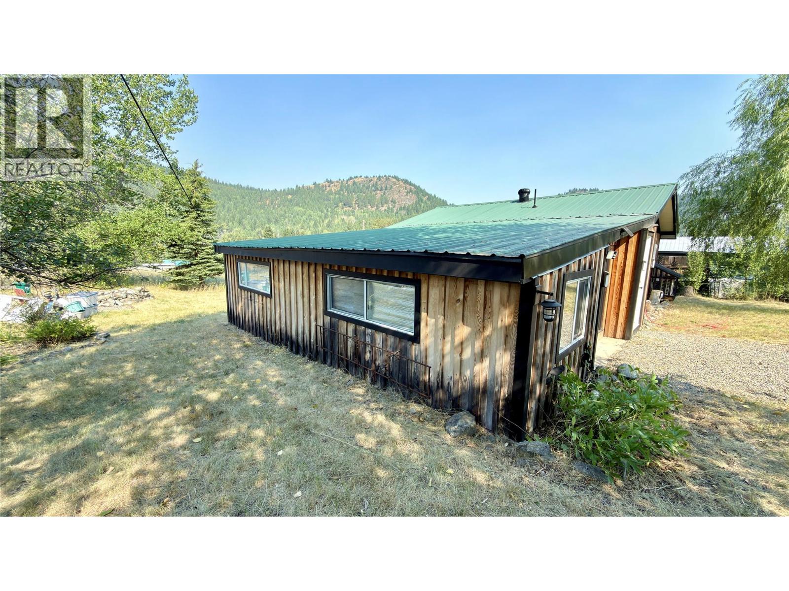 425 Everette Avenue, Greenwood, British Columbia  V0H 1J0 - Photo 3 - 10396725