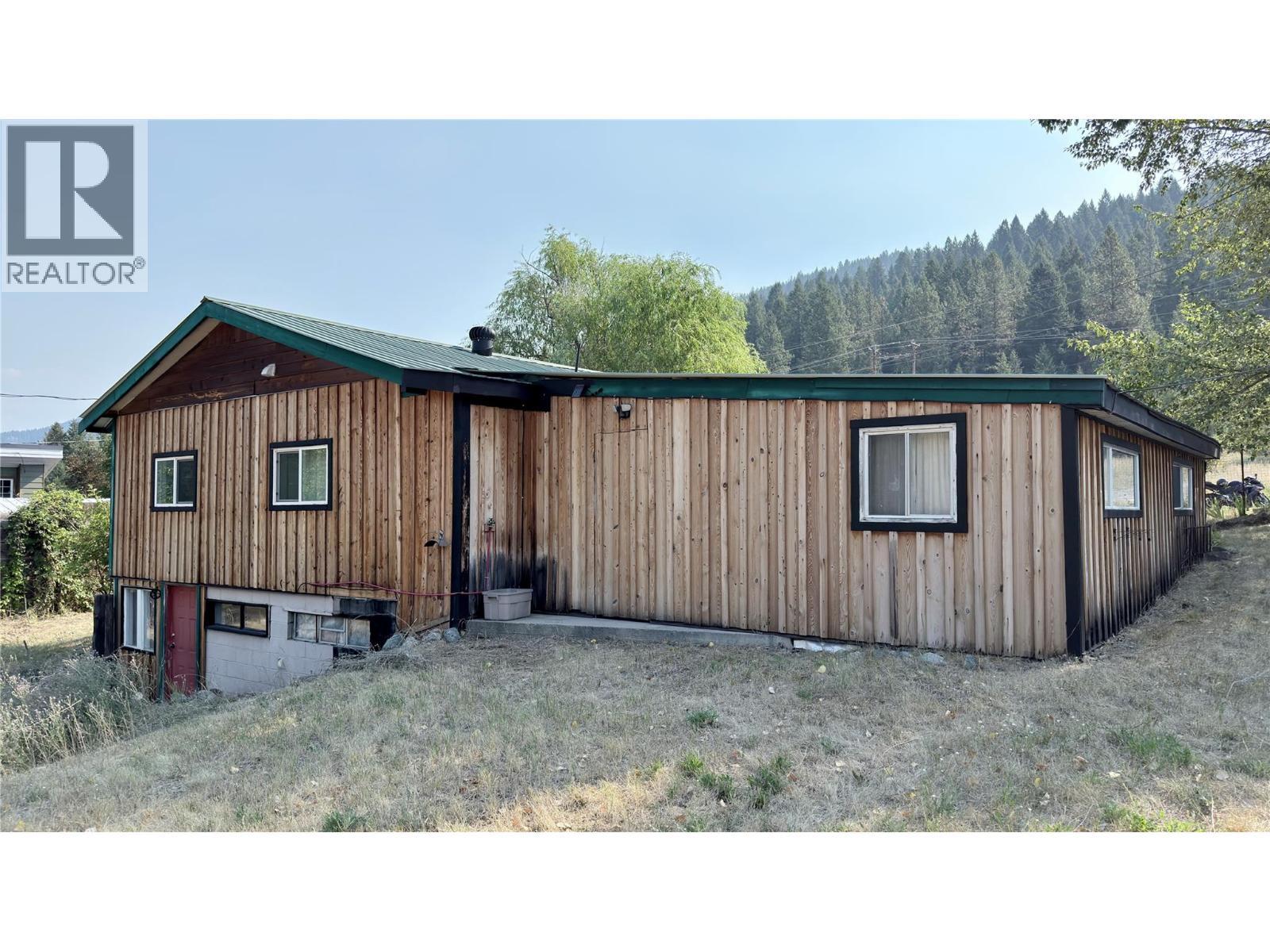 425 Everette Avenue, Greenwood, British Columbia  V0H 1J0 - Photo 5 - 10396725