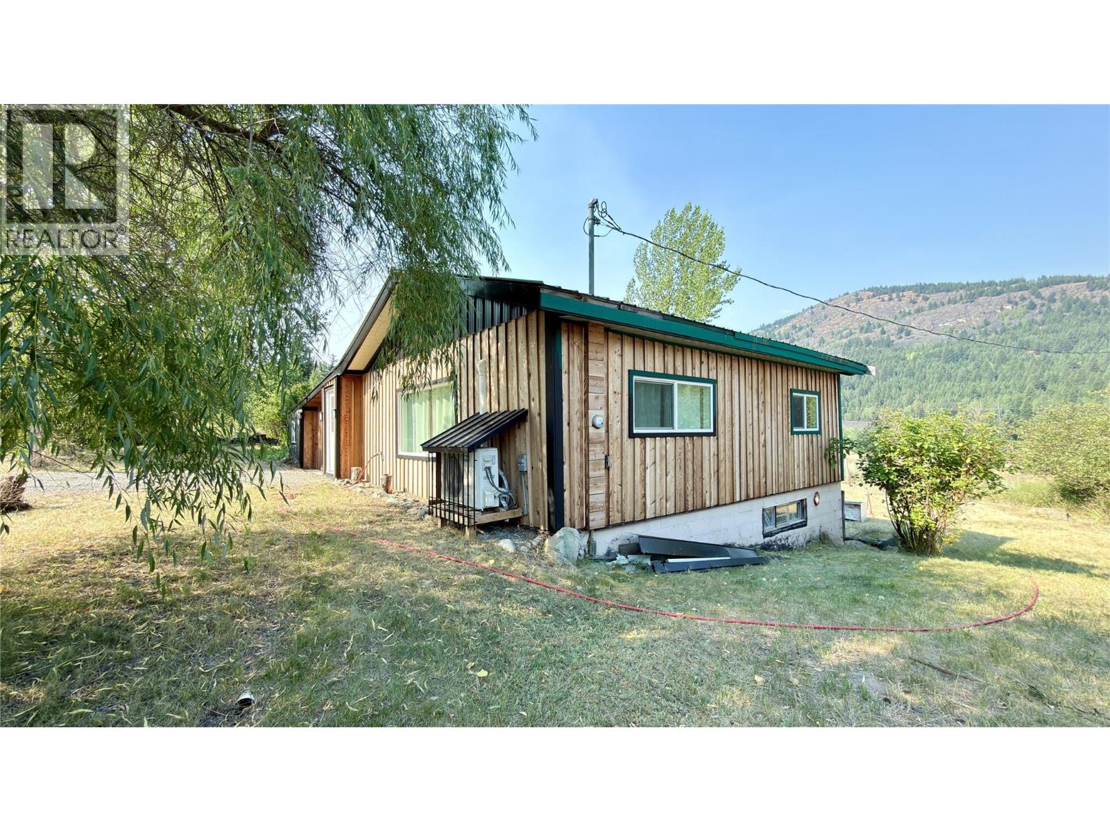 425 Everette Avenue, Greenwood, British Columbia  V0H 1J0 - Photo 7 - 10396725