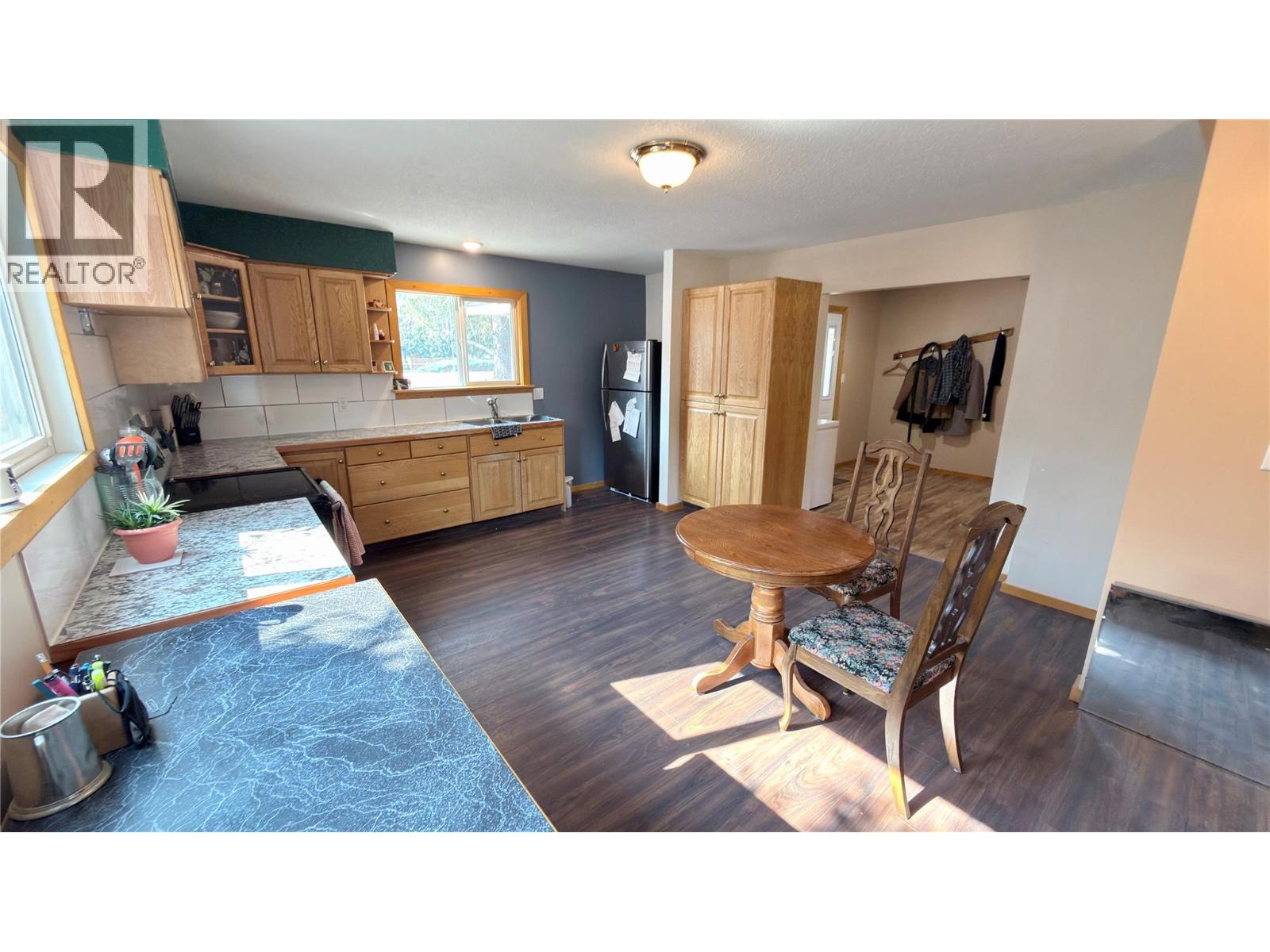 503 Woodgreen Crescent, Greenwood, British Columbia  V0H 1J0 - Photo 10 - 10396720