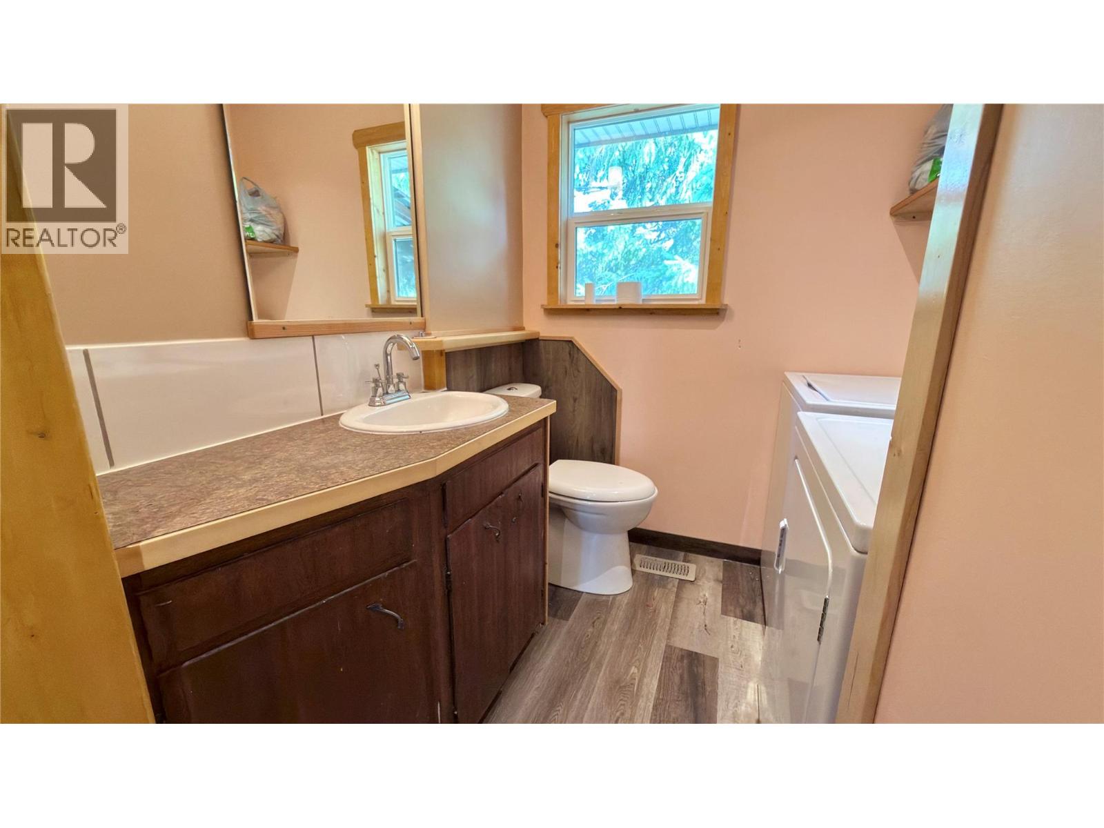 503 Woodgreen Crescent, Greenwood, British Columbia  V0H 1J0 - Photo 22 - 10396720
