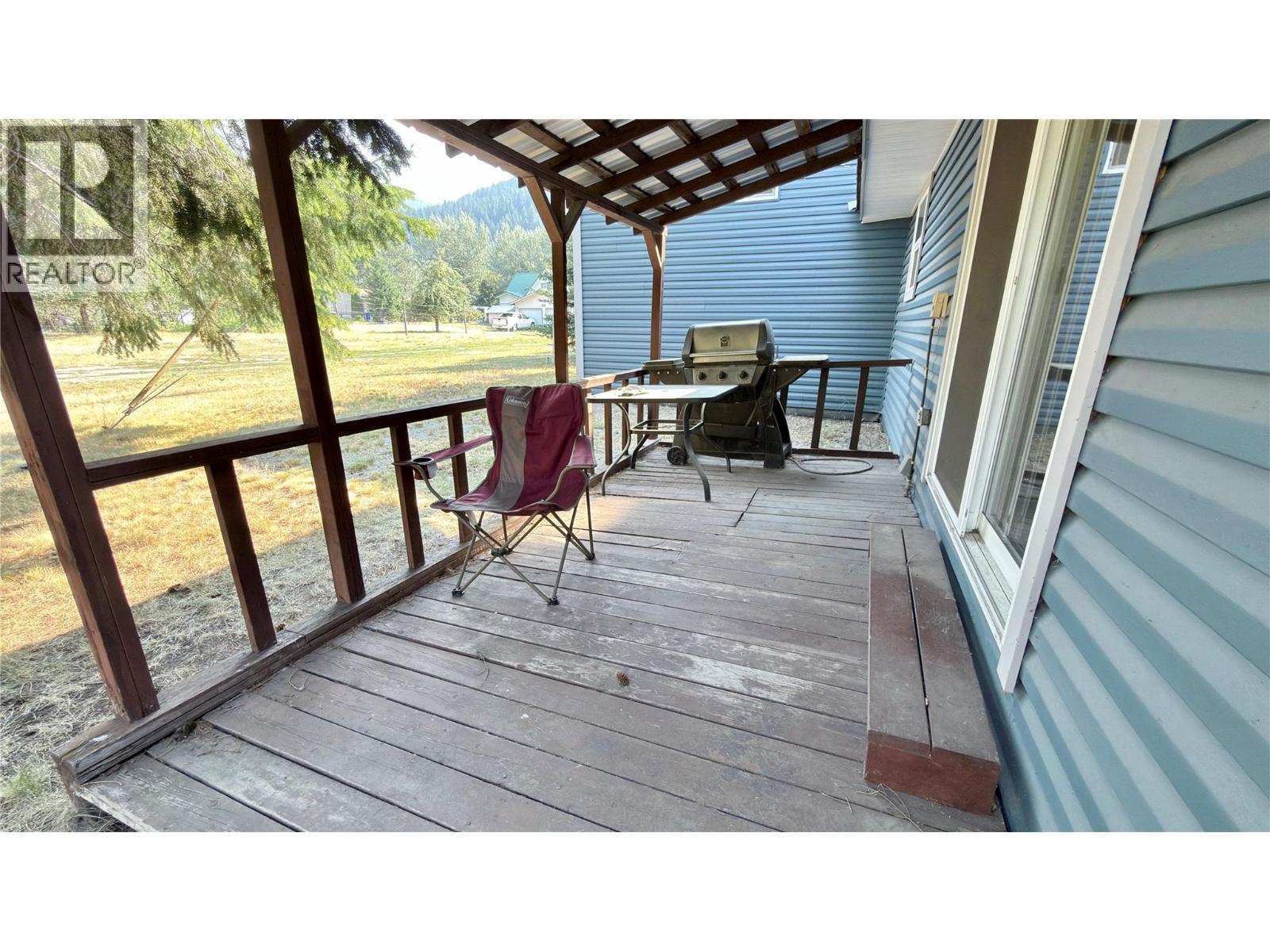 503 Woodgreen Crescent, Greenwood, British Columbia  V0H 1J0 - Photo 6 - 10396720