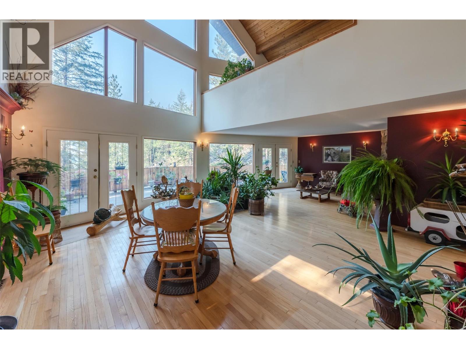 143 Stage Coach Road, Keremeos, British Columbia  V0X 1N6 - Photo 2 - 10396623