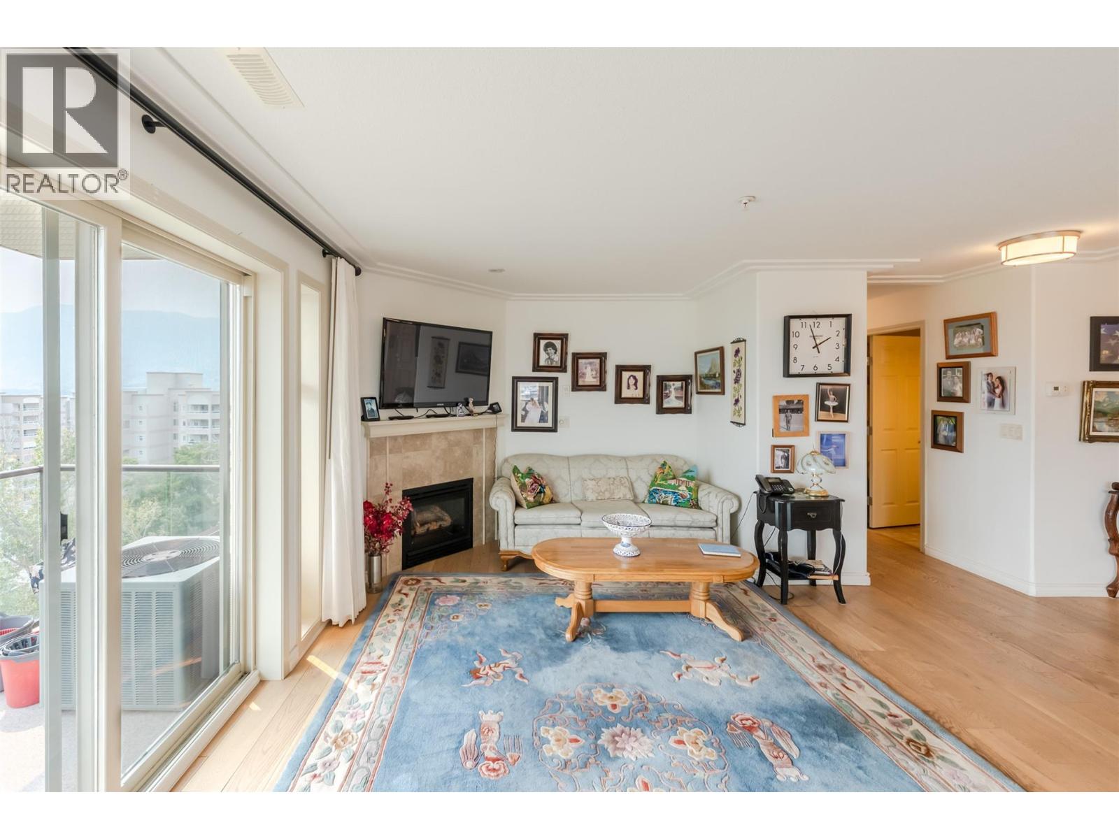2125 Atkinson Street Unit# 901, Penticton, British Columbia  V2A 9E6 - Photo 3 - 10396270
