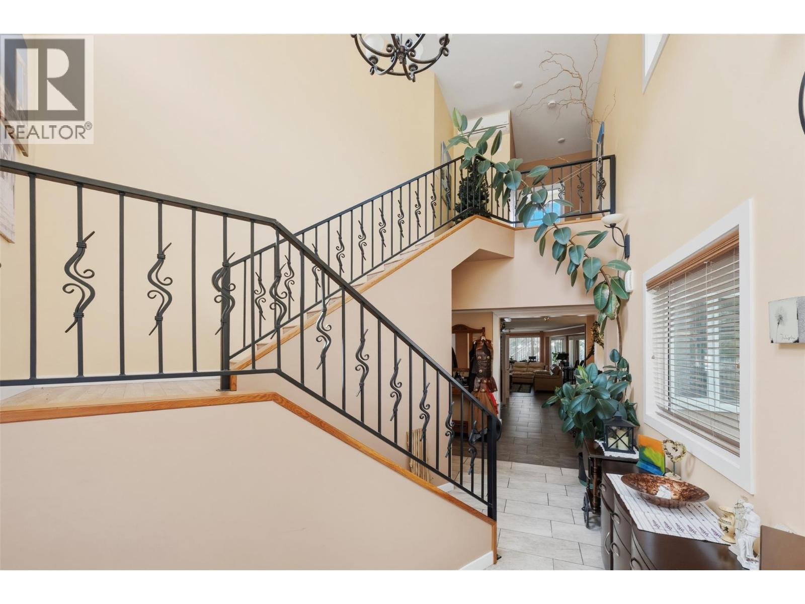 3935 Lakeside Road, Penticton, British Columbia  V2A 8W1 - Photo 20 - 10395992