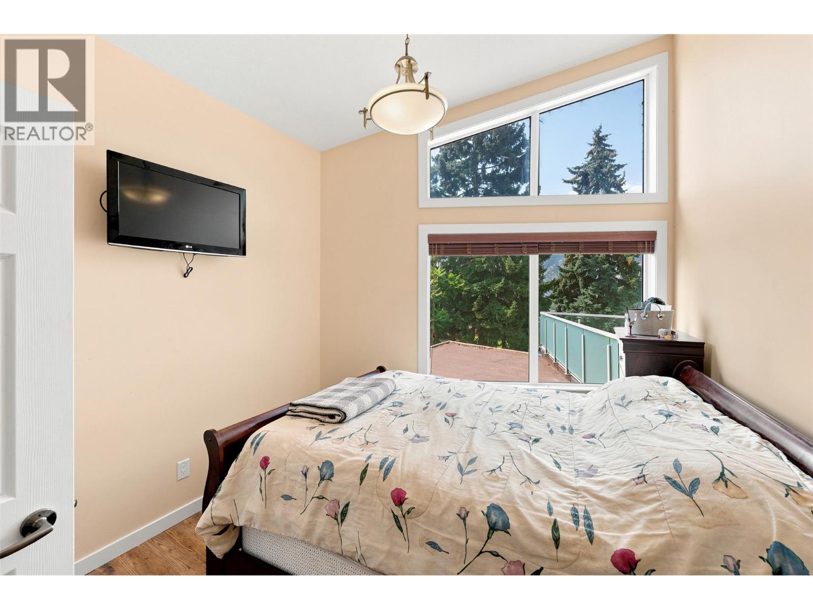 3935 Lakeside Road, Penticton, British Columbia  V2A 8W1 - Photo 29 - 10395992