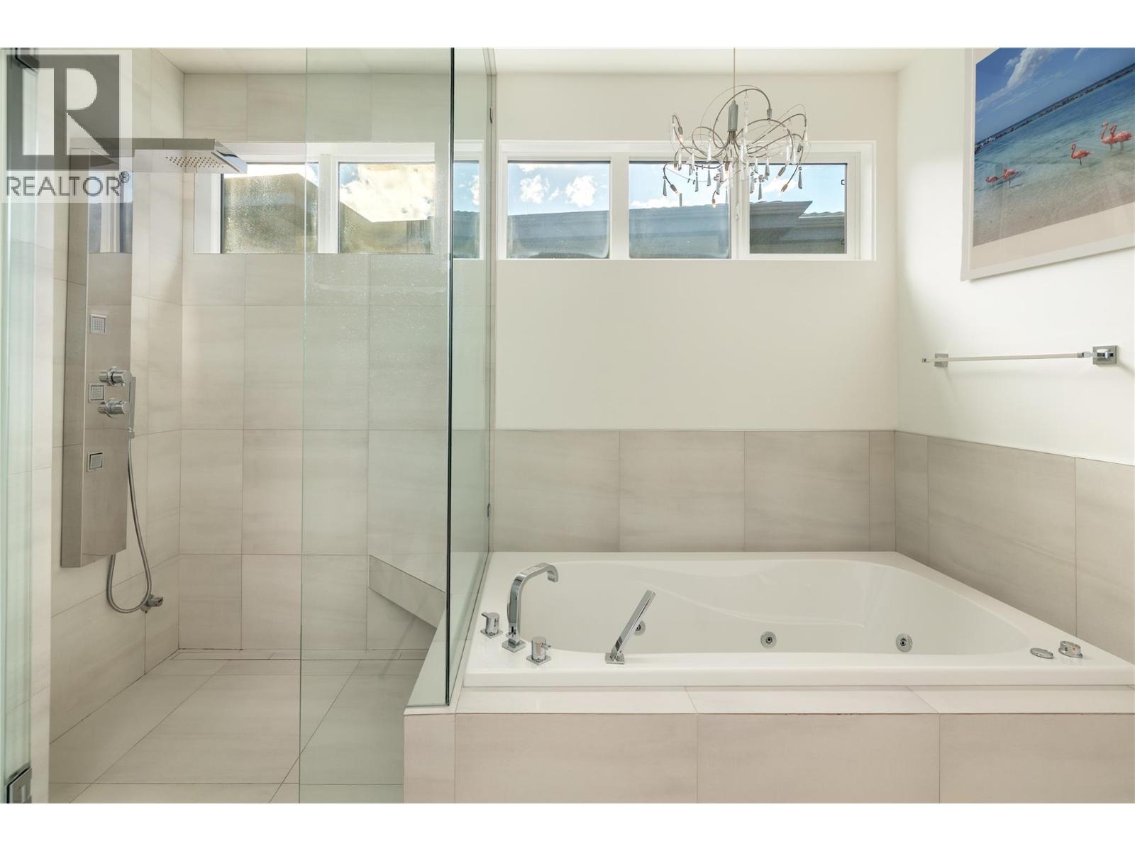 5552 Upper Mission Drive, Kelowna, British Columbia  V1W 5M4 - Photo 24 - 10396772