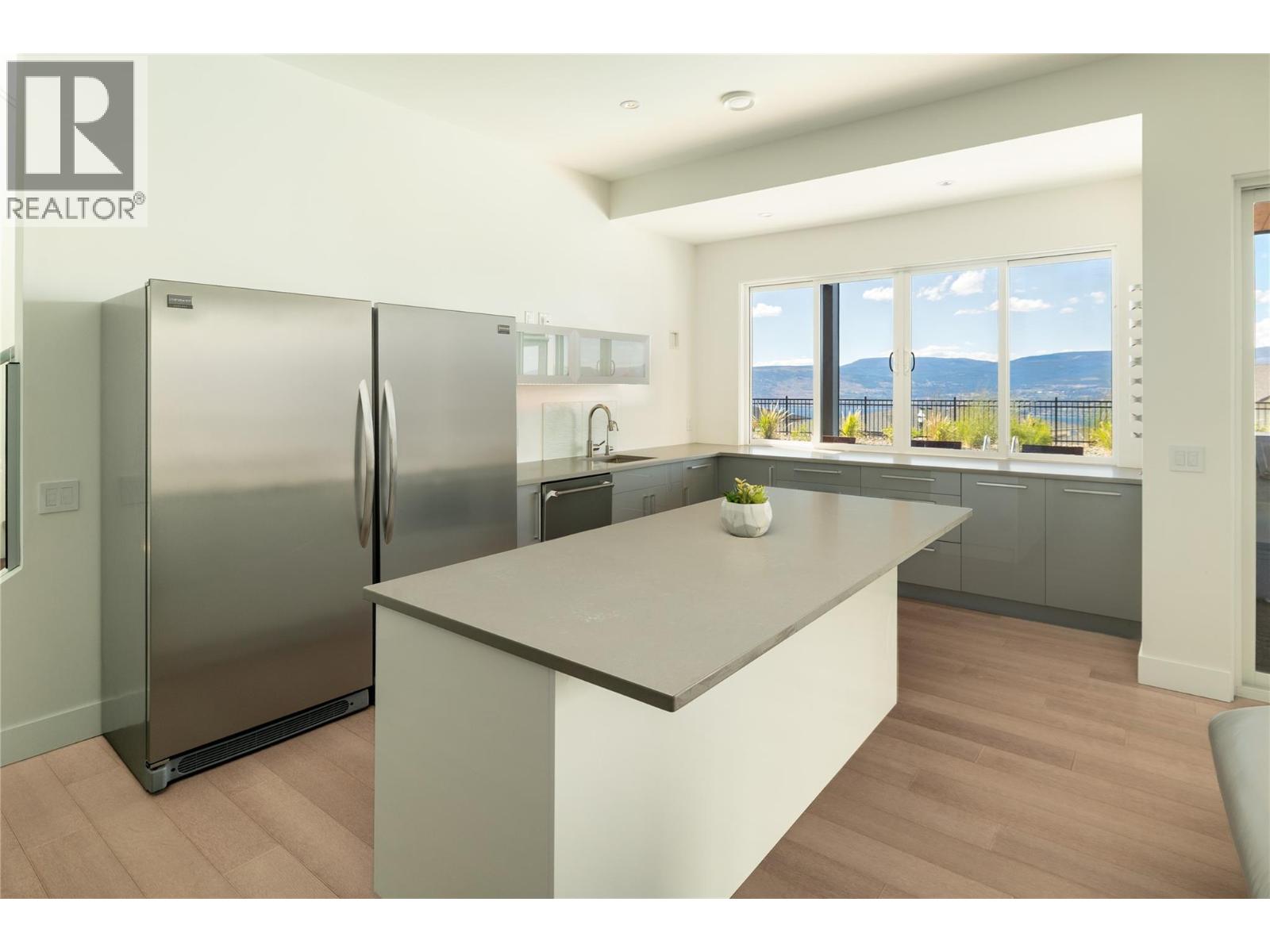 5552 Upper Mission Drive, Kelowna, British Columbia  V1W 5M4 - Photo 31 - 10396772
