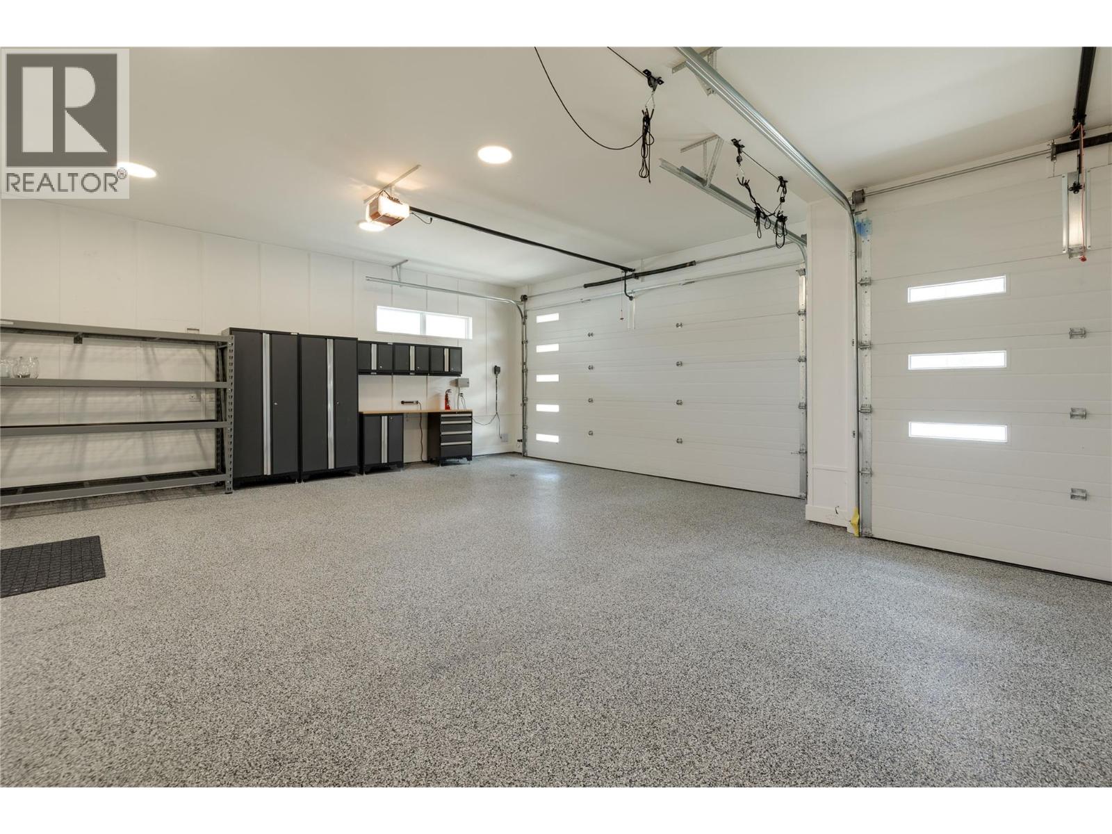 5552 Upper Mission Drive, Kelowna, British Columbia  V1W 5M4 - Photo 37 - 10396772