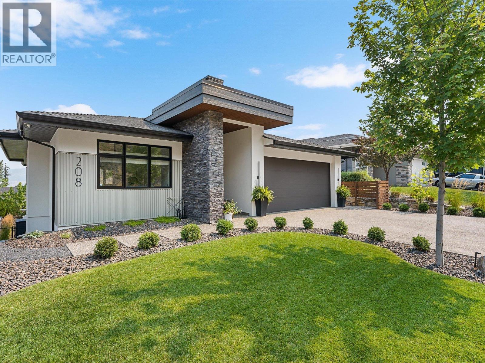 208 Skyland Drive, Kelowna, British Columbia  V1V 0C9 - Photo 1 - 10396390