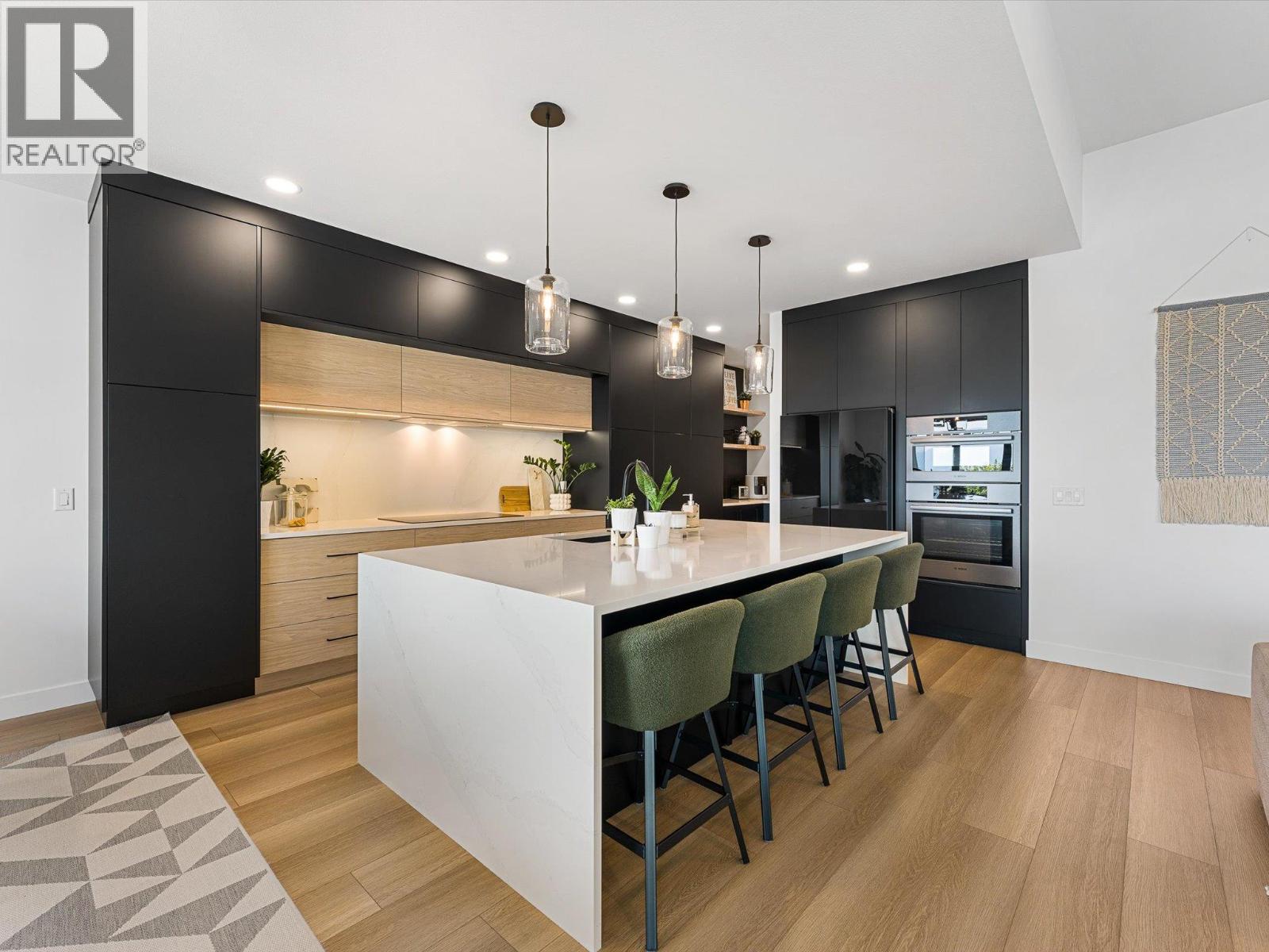 208 Skyland Drive, Kelowna, British Columbia  V1V 0C9 - Photo 11 - 10396390