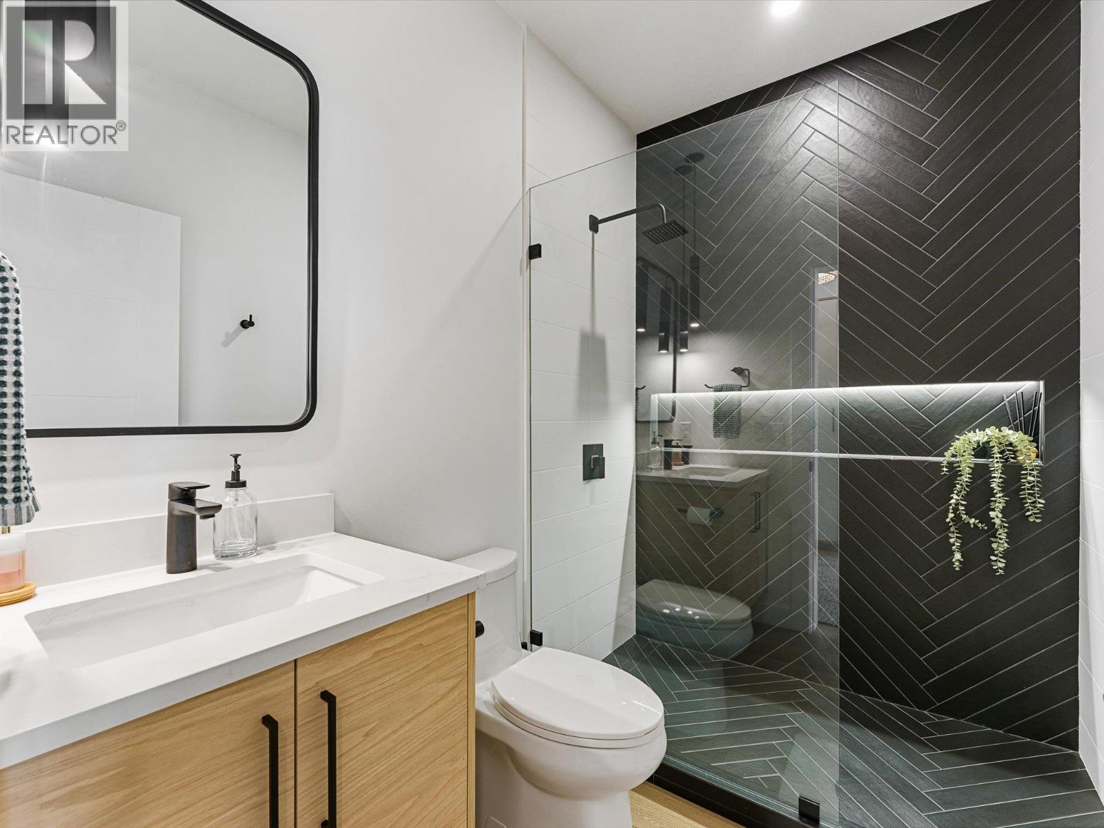 208 Skyland Drive, Kelowna, British Columbia  V1V 0C9 - Photo 33 - 10396390