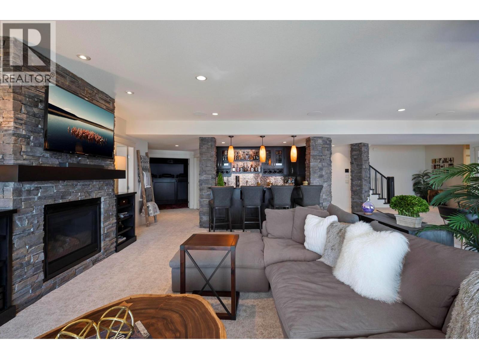 722 Kuipers Crescent, Kelowna, British Columbia  V1W 5B2 - Photo 36 - 10396333