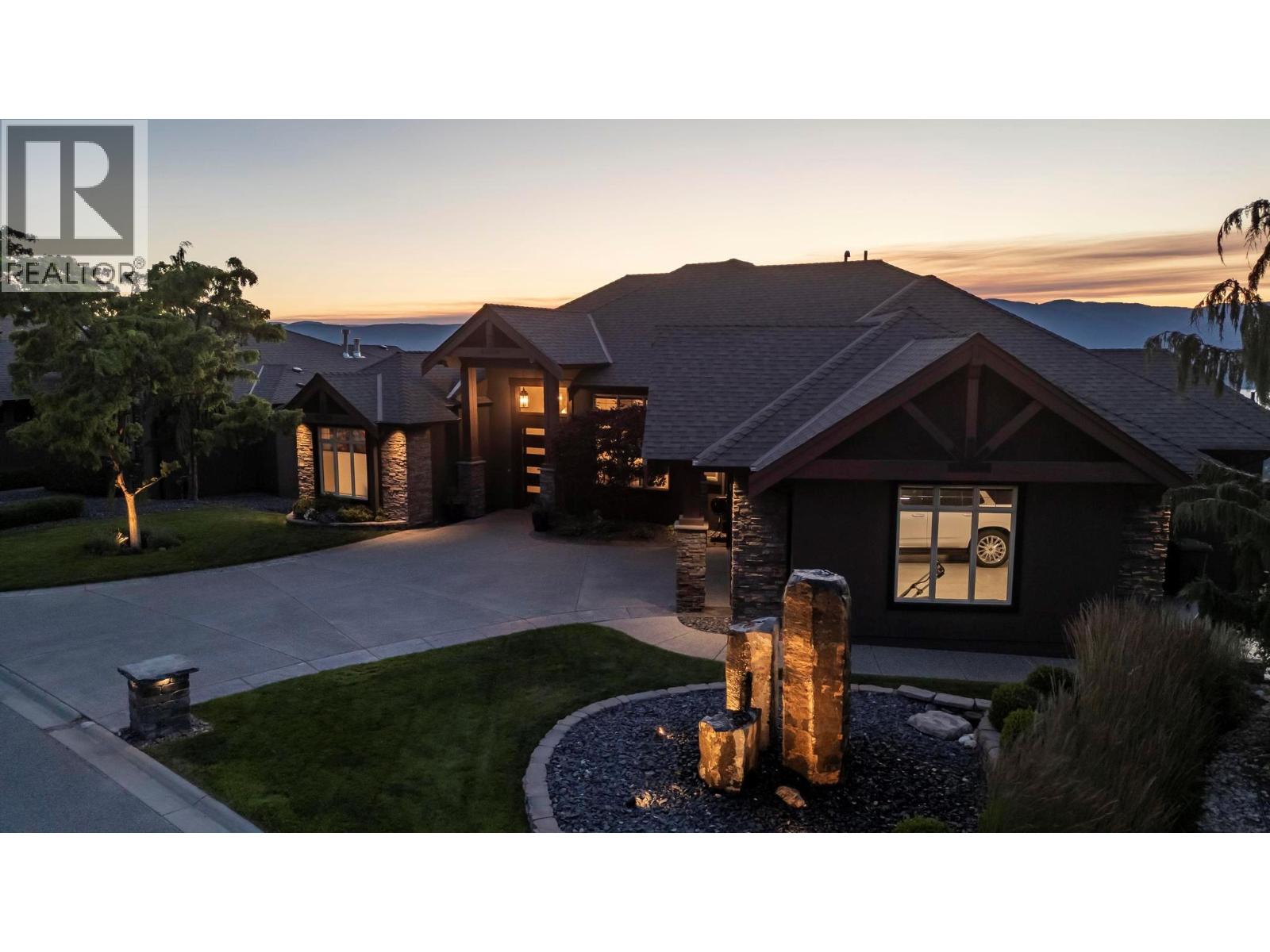 722 Kuipers Crescent, Kelowna, British Columbia  V1W 5B2 - Photo 4 - 10396333