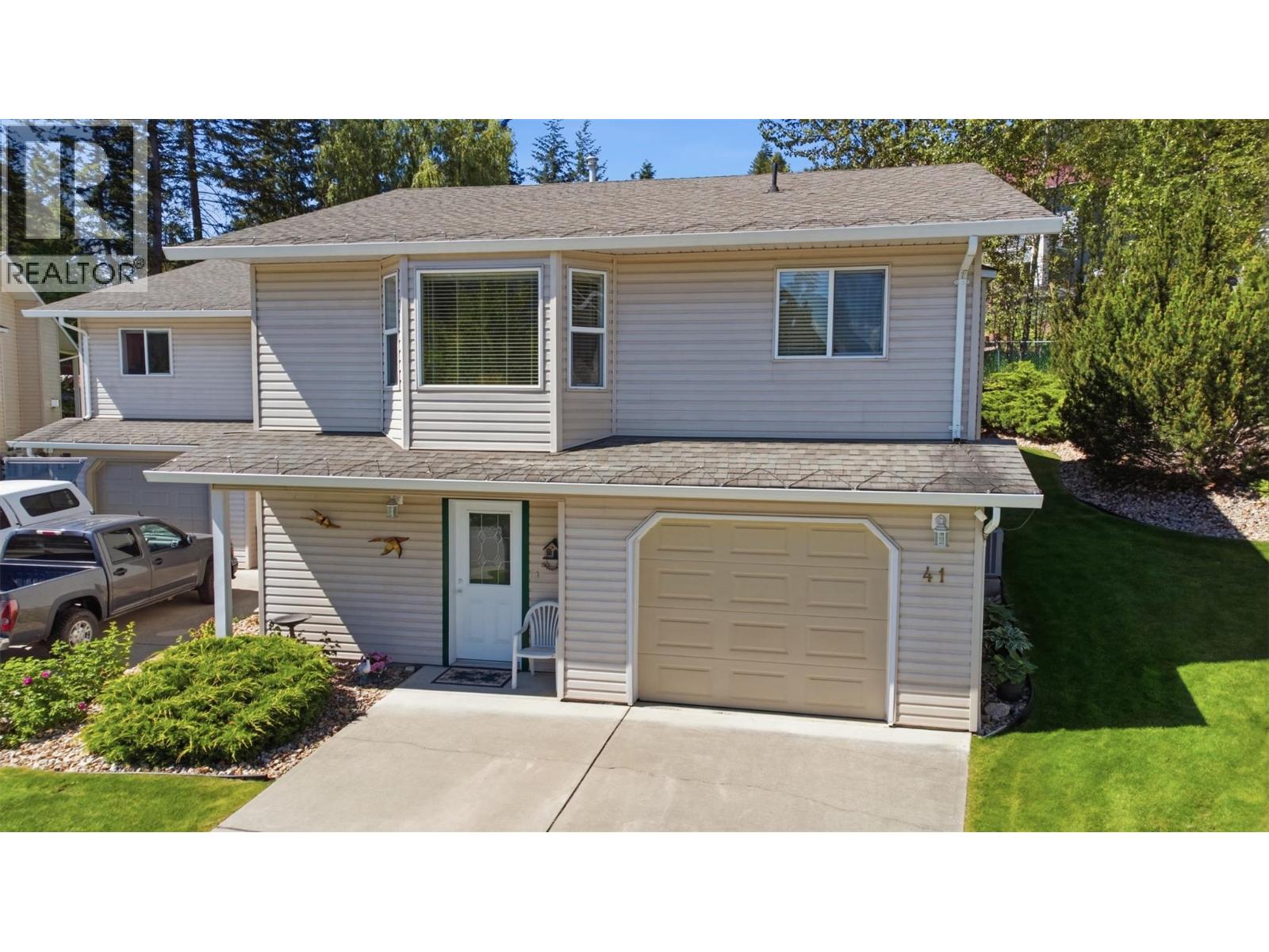 2675 Pine Avenue Unit# 41, Lumby, British Columbia  V0E 2G5 - Photo 1 - 10396786