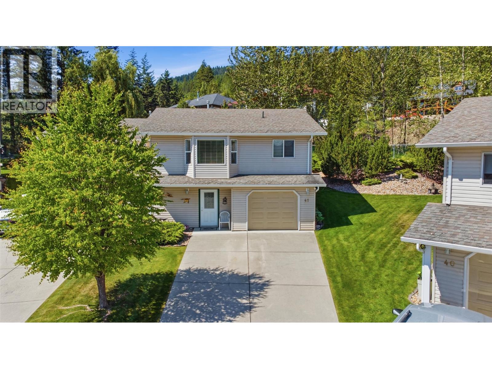 2675 Pine Avenue Unit# 41, Lumby, British Columbia  V0E 2G5 - Photo 4 - 10396786