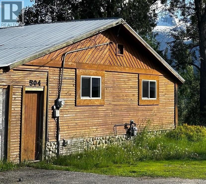 504 Needham Drive, Revelstoke, British Columbia  V0E 2S0 - Photo 12 - 10396783
