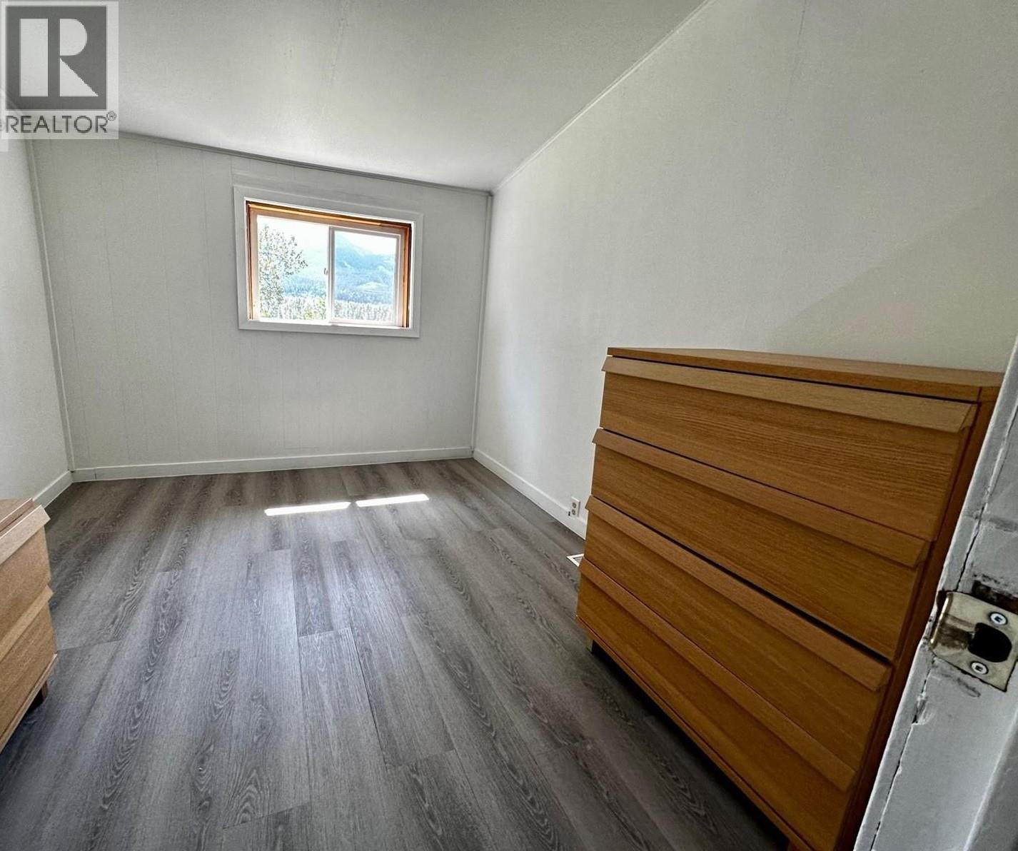 504 Needham Drive, Revelstoke, British Columbia  V0E 2S0 - Photo 4 - 10396783