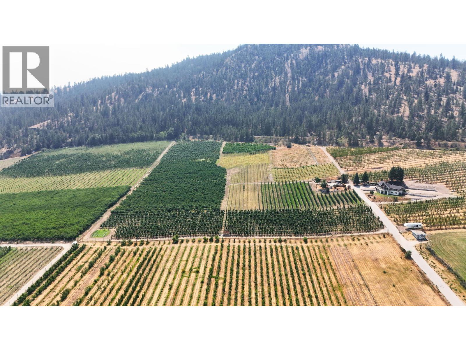 9827 Gillard Avenue, Summerland, British Columbia  V0H 1Z8 - Photo 1 - 10396592